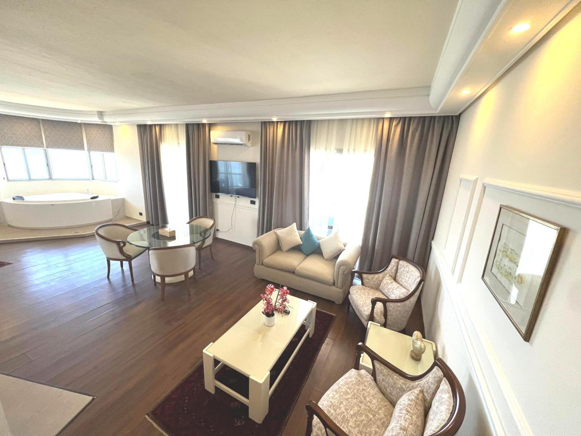 Hotel Mediterranee Beyrouth Exterior photo