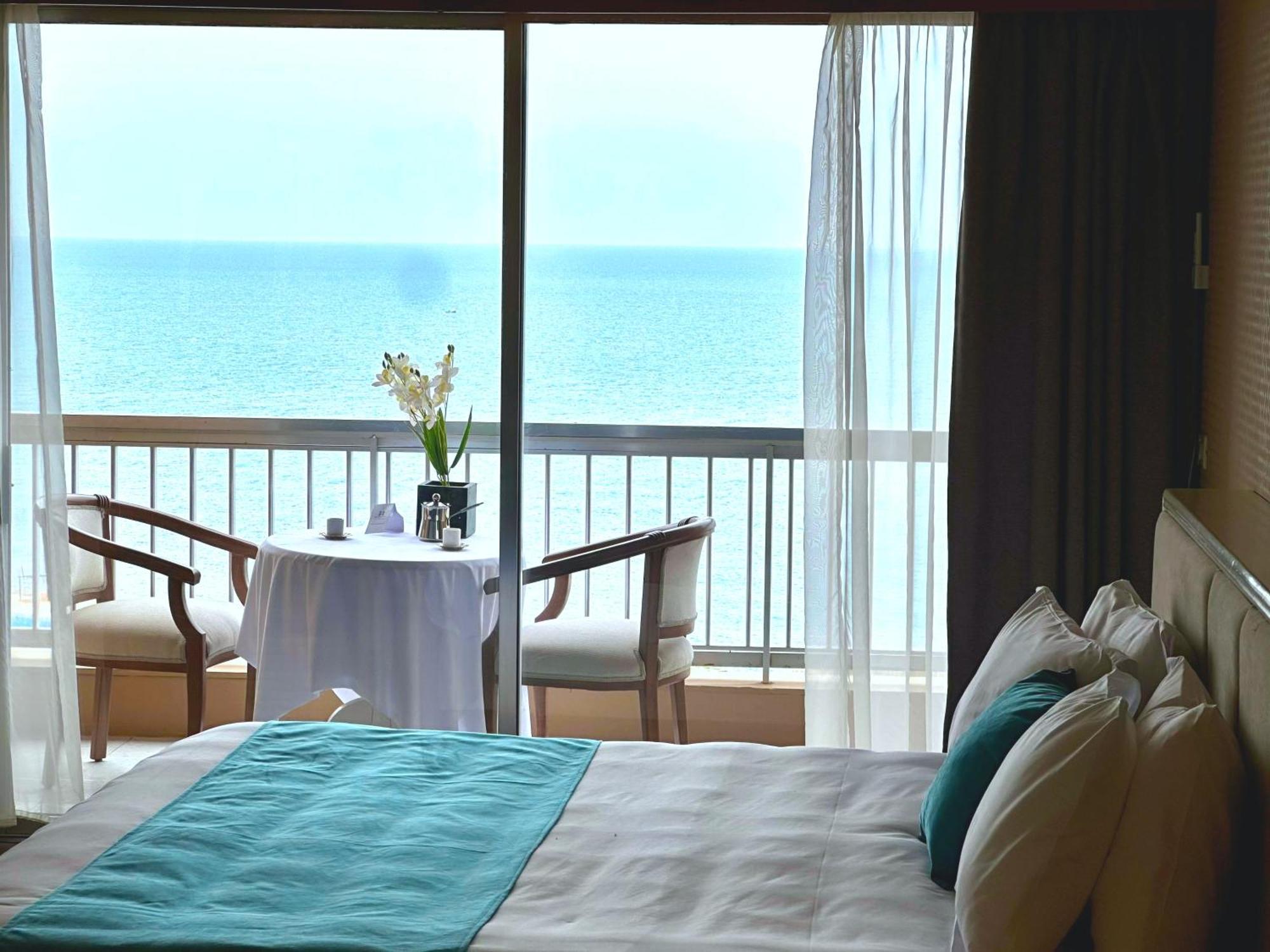 Hotel Mediterranee Beyrouth Exterior photo